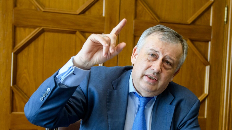 Александр Дрозденко: &laquo;Губернатор &mdash; не политическая должность&raquo;