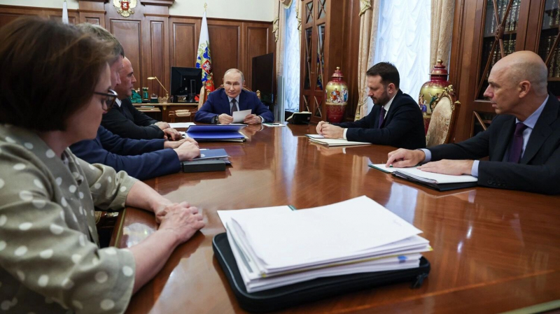 НДС &mdash; 22%: когда россияне столкнутся с заметным повышением цен на продукты и услуги