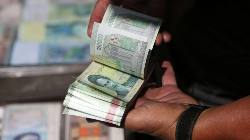 Курс иранского риала достиг рекордно низкого значения &ndash; более 1,19 млн за 1$