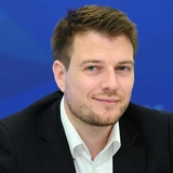 &laquo;Молодежные словечки&raquo;. В России назвали главное слово 2025 года