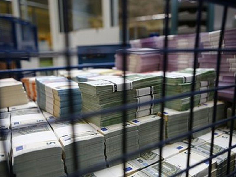 &laquo;Напёрсточники&raquo;: ЕС утвердил бессрочную заморозку российских активов на &euro;210 млрд &mdash; эксперты оценили последствия