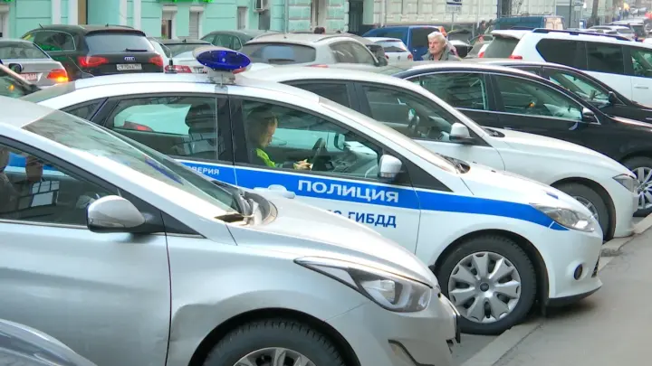 Мелочи, которые выдадут любого: бывший гаишник объяснил, как ДПС распознаёт "выхлоп" от вчерашнего застолья