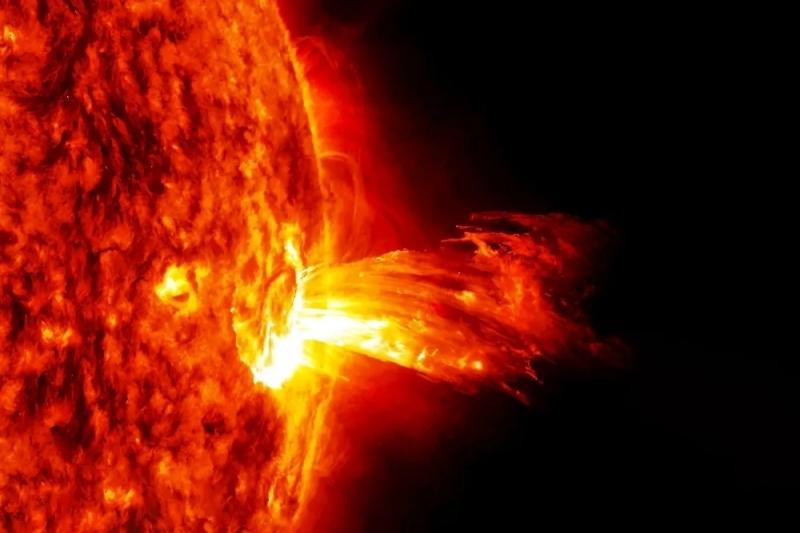 На Земле началась третья магнитная буря в 2026 году