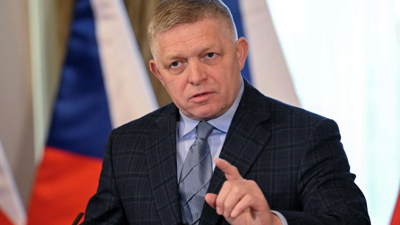 Премьер-министр Словакии высказался против вступления страны в Союз мира