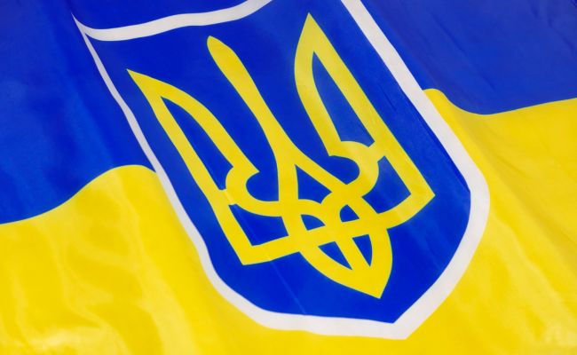 Российский FPV-дрон «забрал» украинский флаг в Орехове — видео