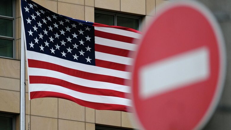 СМИ: США приостановили оформление виз для граждан 75 стран, включая Россию
