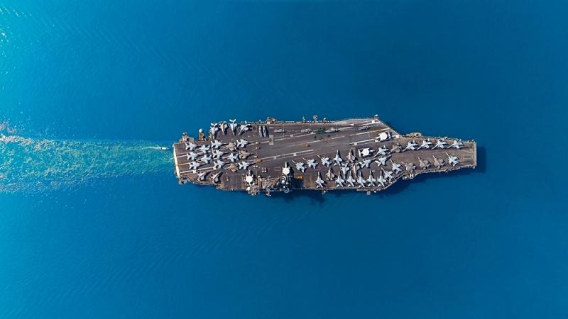 США направили авианосную ударную группу на Ближний Восток