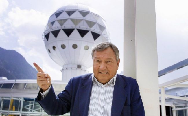 Умер автор «Колесницы богов» Эрих фон Дэникен