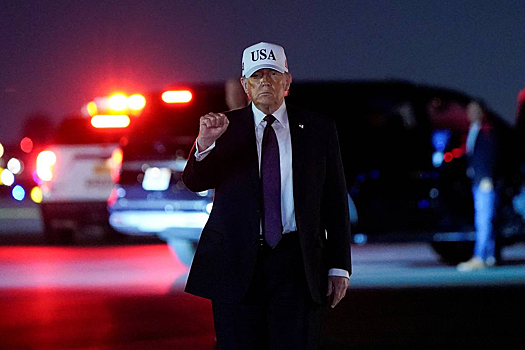 Трамп призвал жителей Ирана к свержению правительства