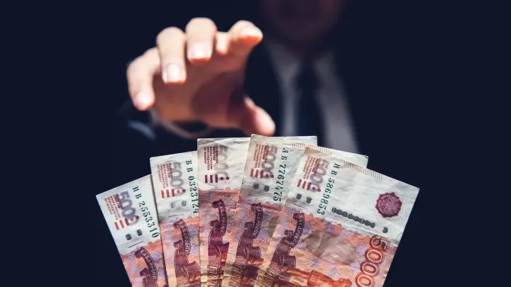 Что станет с детищем блогера? Лерчек бросила бьюти-бренд Letique