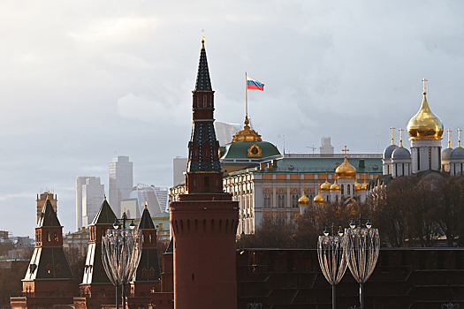 В Кремле ответили на вопрос о судах из-за масок с лицом Путина