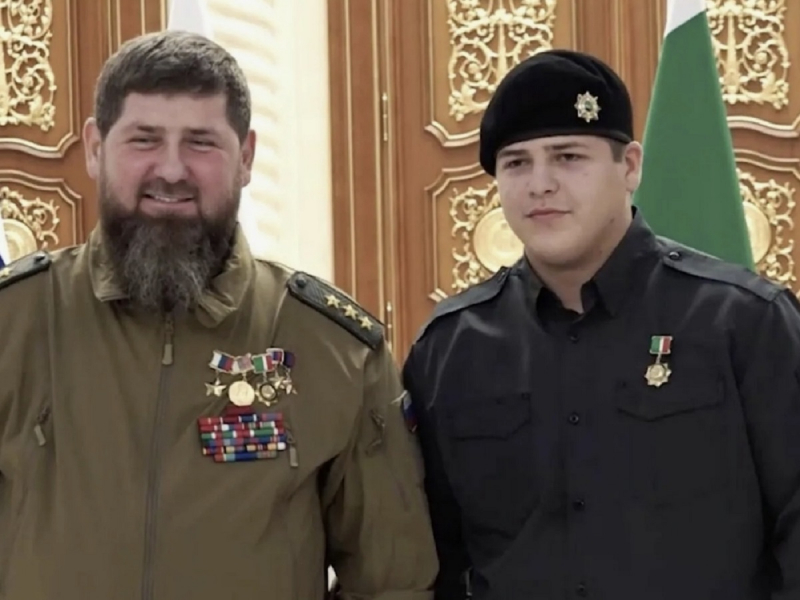 Кадыров опубликовал видео с &laquo;воскресшим&raquo; сыном Адамом