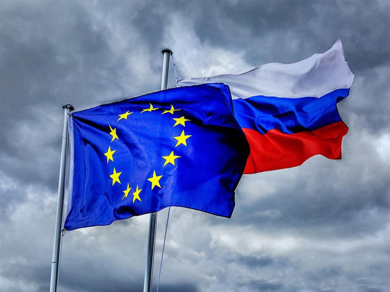 Politico: ЕС поддержал возобновление диалога с Россией