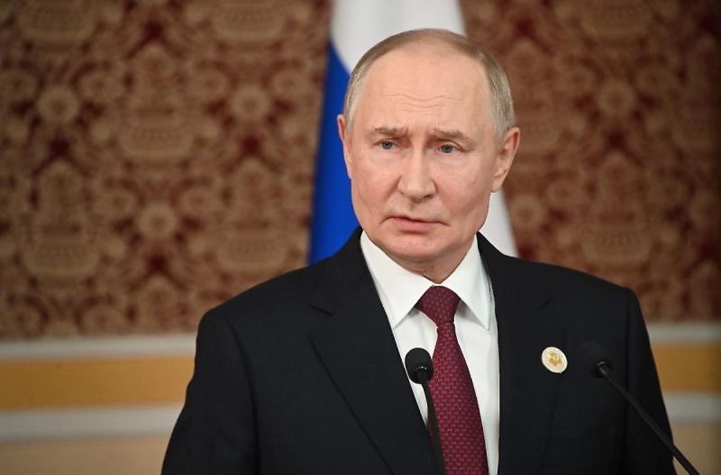 Путин наградил отличившихся офицеров в День защитника Отечества