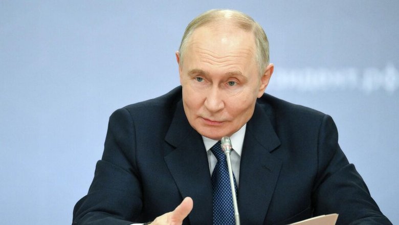 Путин собрал совещание по развитию химической промышленности