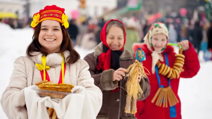Традиции на второй день Масленицы 17 февраля 2026 года: с кем нужно "Заигрывать"
