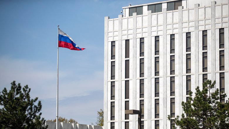 Украинский конфликт продвигается к завершению, заявили в посольстве России