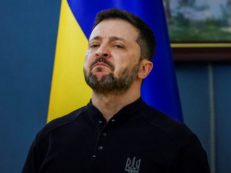 &laquo;Все были в шоке&raquo;: Зеленский приказал готовиться к трехлетней войне с Россией