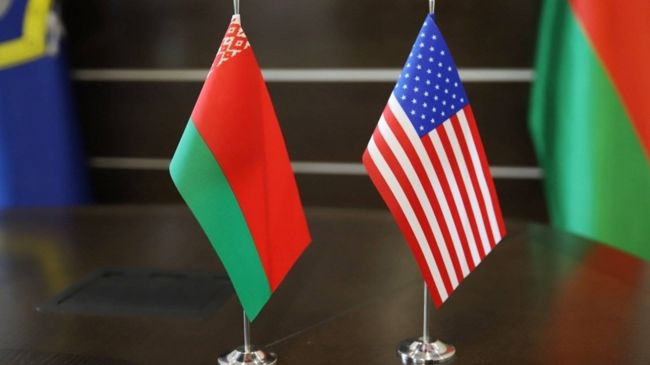 Трамп мстит союзникам по&nbsp;НАТО: сняты санкции против белорусских предприятий