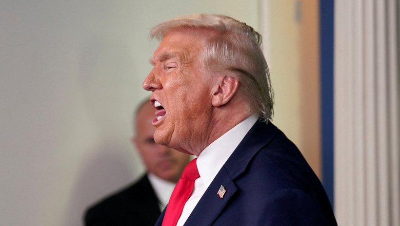 Трамп назвал глупым вопрос о якобы передаче Россией разведданных Ирану