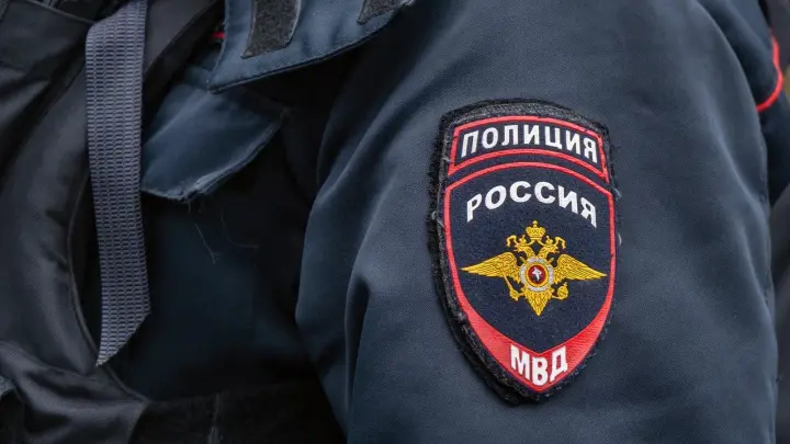 Утро 8 Марта началось с бойни: в парадной под Петербургом нашли изрезанное тело