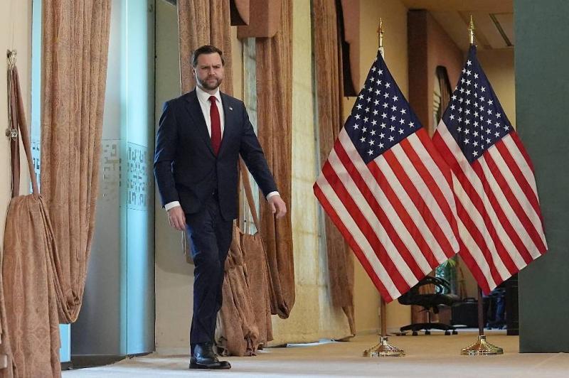 Глава МИД Ирана Аракчи обвинил США в срыве соглашения в Исламабаде