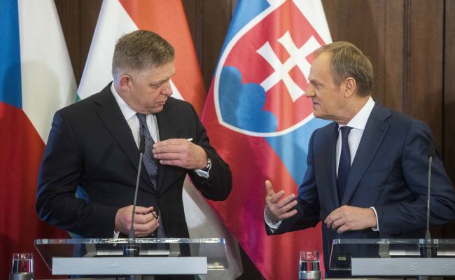 Onet: появление Фицо помешало Туску пошутить об&nbsp;&laquo;отсутствии русских&raquo; на&nbsp;саммите&nbsp;ЕС