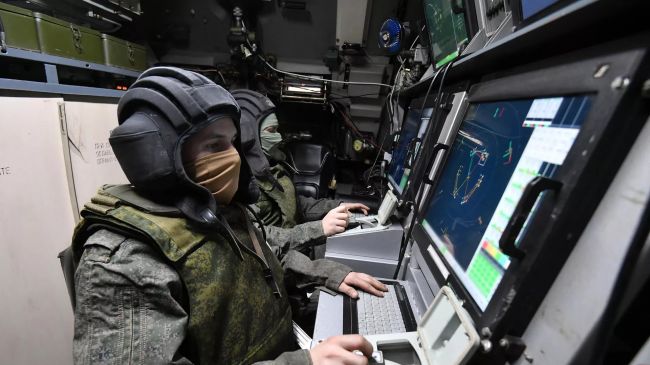 Силы ПВО сбили 17 дронов над регионами России