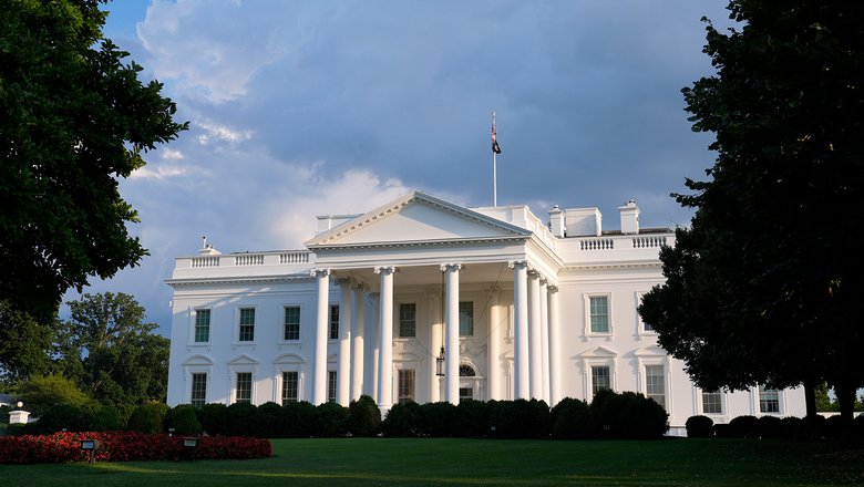 Стрелявшего на приеме с Трампом обвинили в покушении на убийство президента