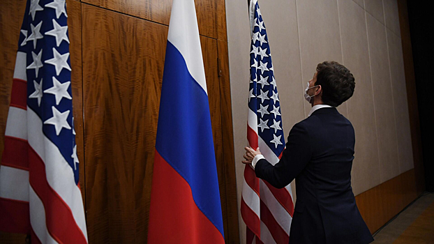В МИД РФ рассказали о роли Дня Победы в отношениях России и США