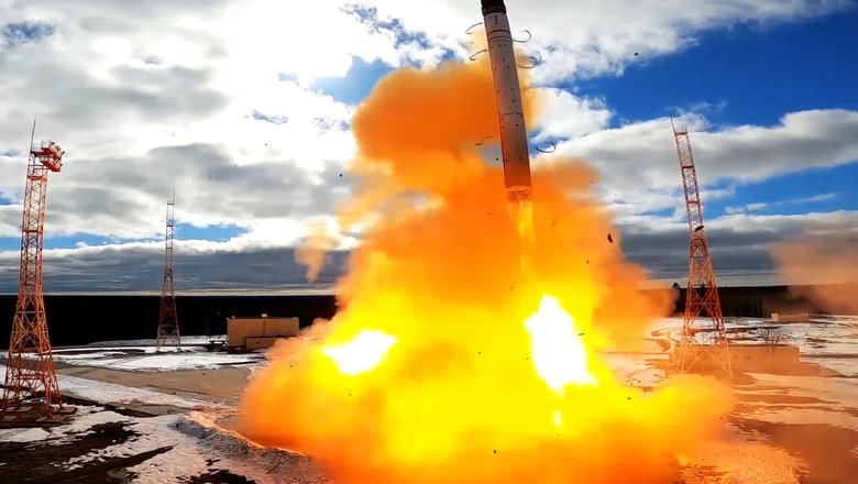Путину доложили об успешном испытании ракетного комплекса &laquo;Сармат&raquo;