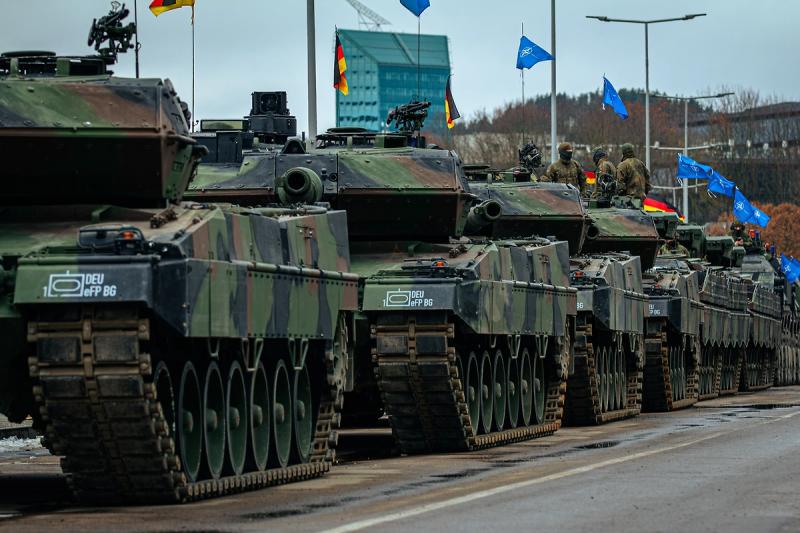 В МИД РФ назвали расширение НАТО ползучей агрессией против России